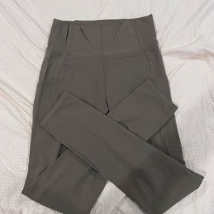 Gray/purple size small yoga pants